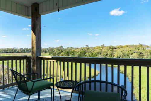 Lay Z Days by Oak Island Accommodations - photo 44