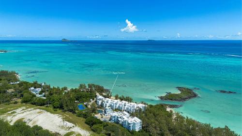 Aqua Serena Luxury Beachfront Penthouse — 4-Star Luxury Hotel in Grand Gaube, Mauritius