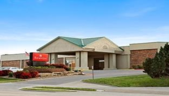Ramada Topeka West - photo 10