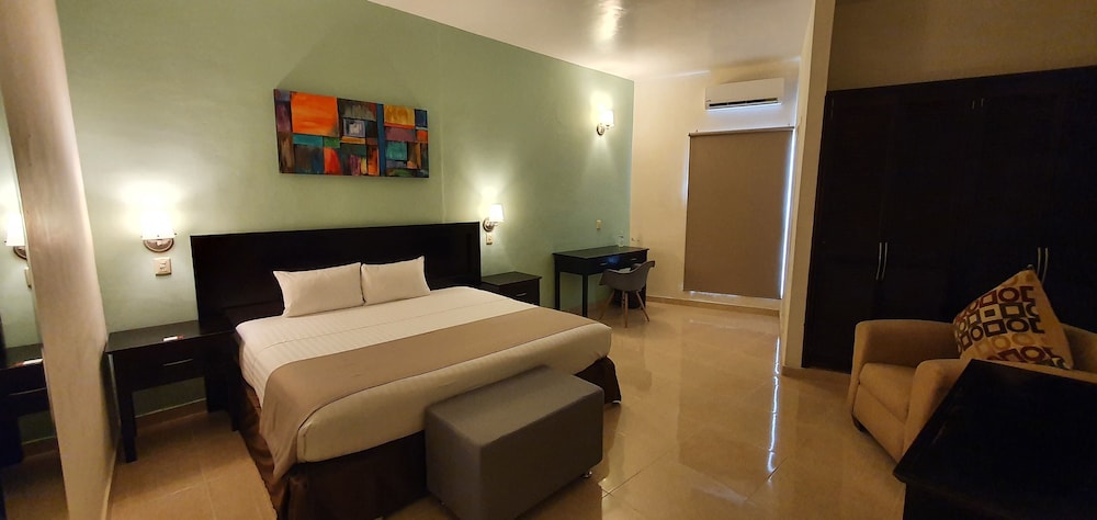 Hotel Arribo — Lagos De Moreno