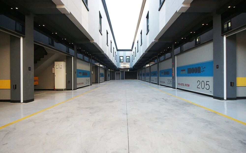 Changyeong Moon Dot Self Check in Motel in Changnyeong, South Korea