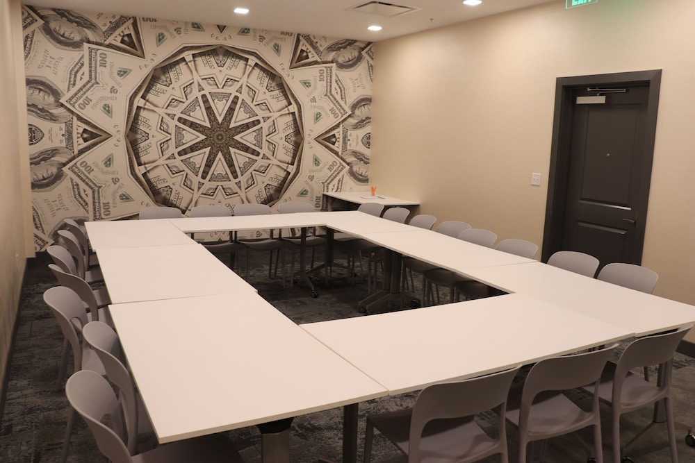Hotel Indigo St. Louis Downtown by IHG - photo 33