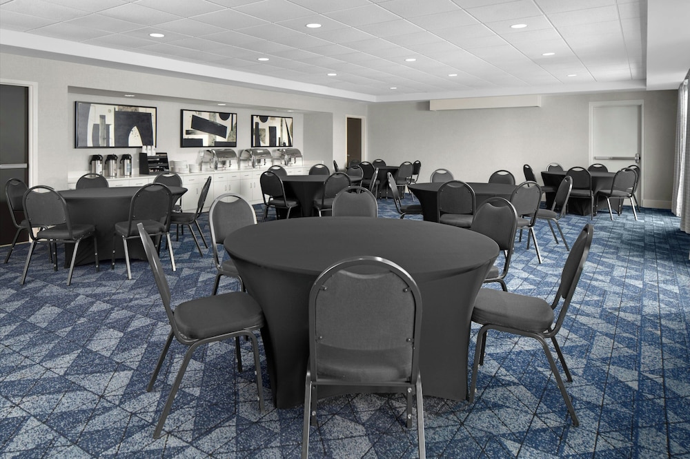 Courtyard by Marriott Charleston Summerville - photo 30