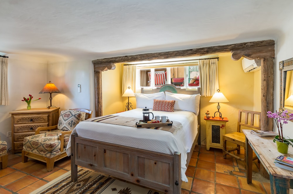 Inn Of The Turquoise Bear - photo 31