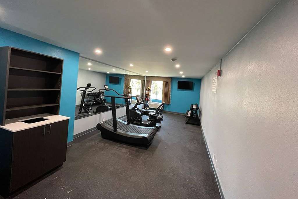 Baymont by Wyndham Chattanooga Eastridge - photo 9