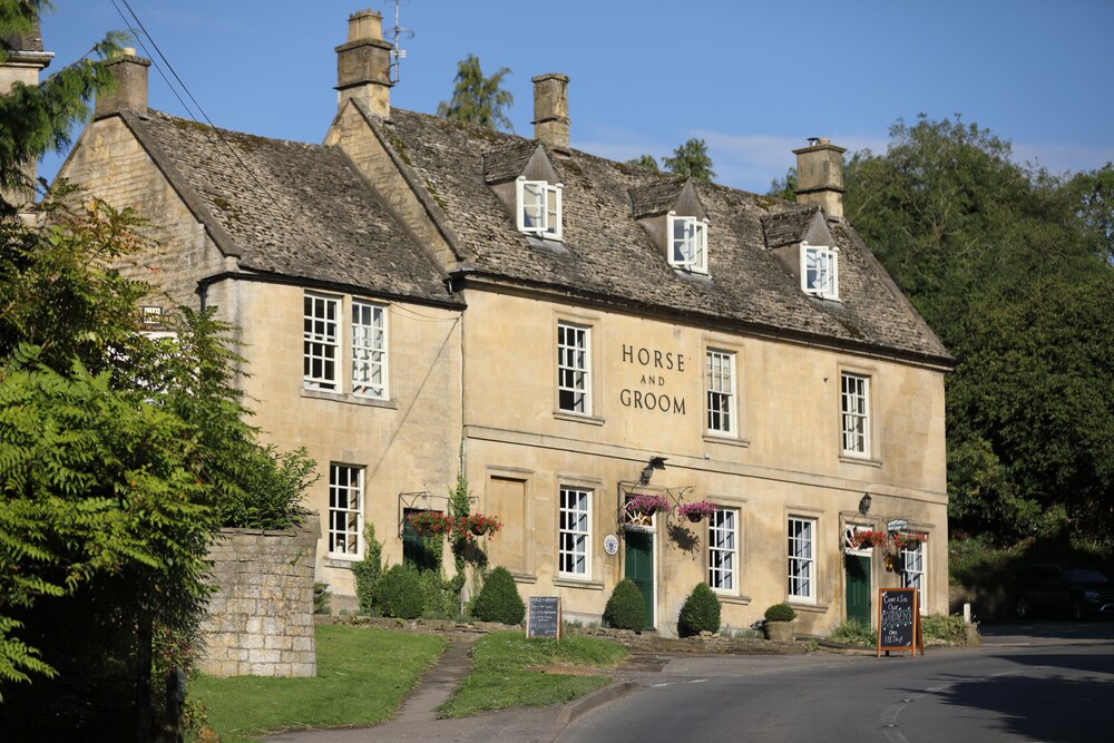 Horse And Groom — 4-Star Luxury Hotel in Moreton In Marsh, United Kingdom