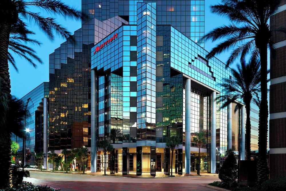 New Orleans Marriott Metairie at Lakeway — 4-Star Luxury Hotel in Metairie, United States