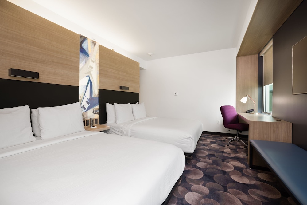 Aloft Austin Airport - photo 14