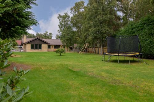 Ballater Bungalow 4 bed Beautiful Garden — 4-Star Luxury Hotel in Ballater, United Kingdom