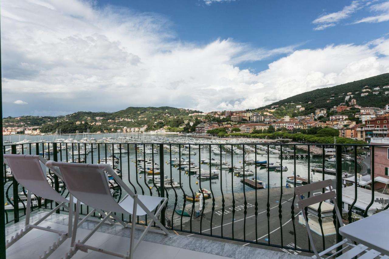 Al Molo Sea View Rooms — Lerici