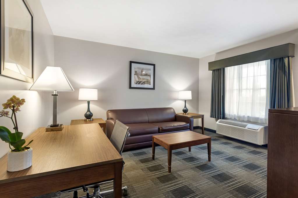 Best Western Plus Cold Spring - photo 35