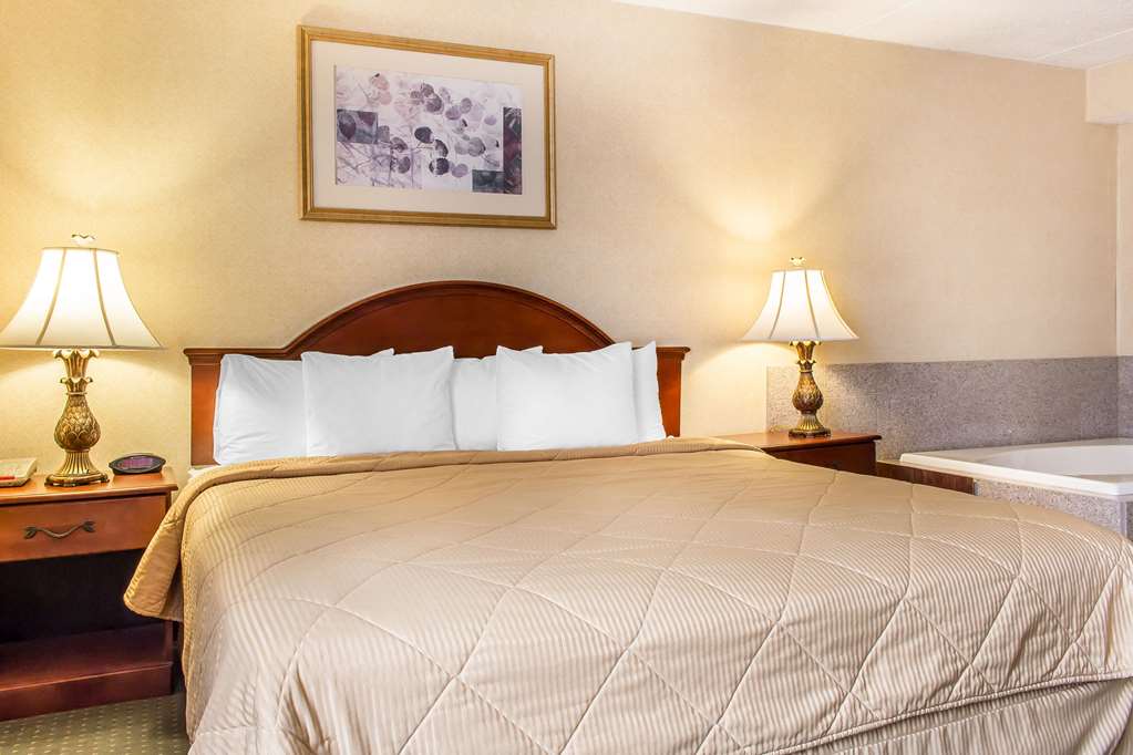 Quality Inn Hackettstown Long Valley - photo 22