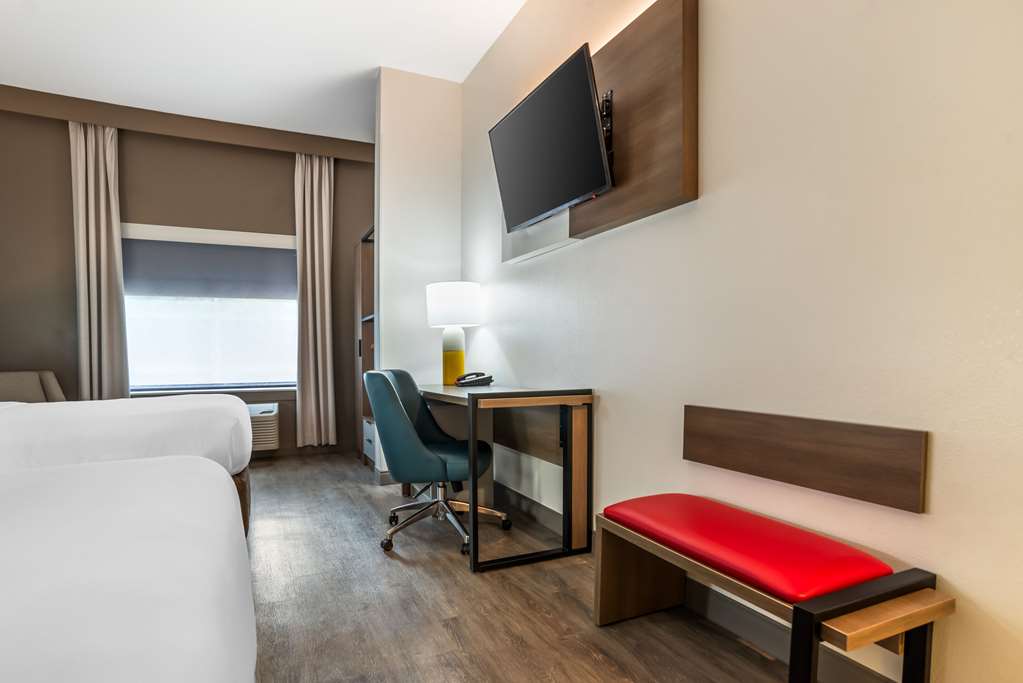 Comfort Inn & Suites Crestview South - photo 24