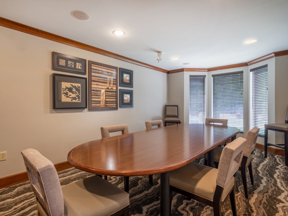 Staybridge Suites Milwaukee Airport South by IHG - photo 50