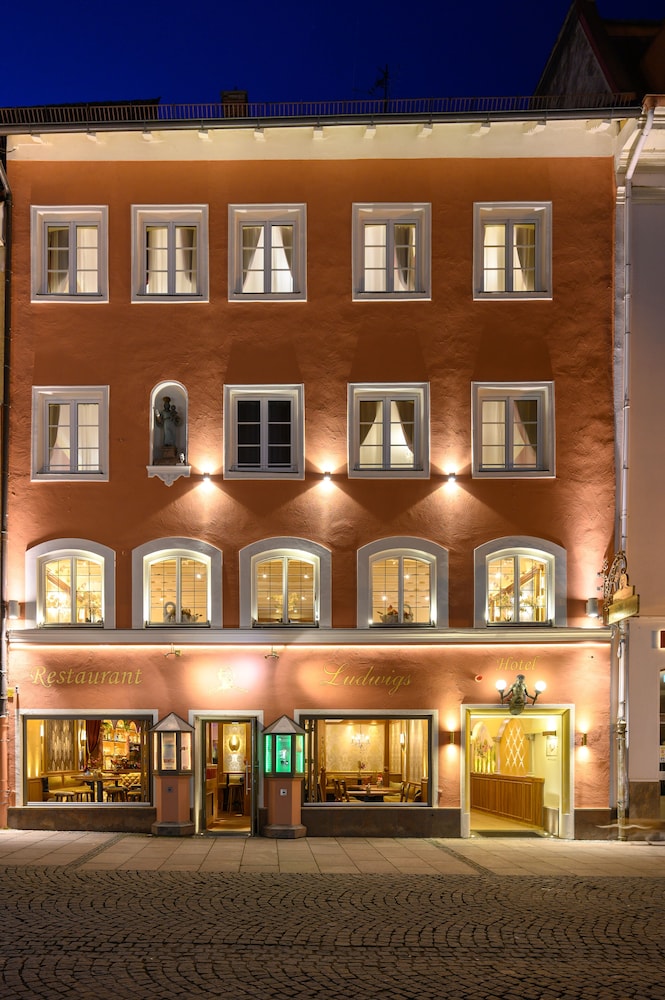 Hotel Restaurant Ludwigs — Fuessen