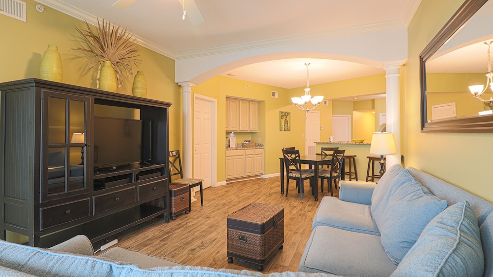 Legacy Towers Legacy II 203 Deluxe in Gulfport, United States