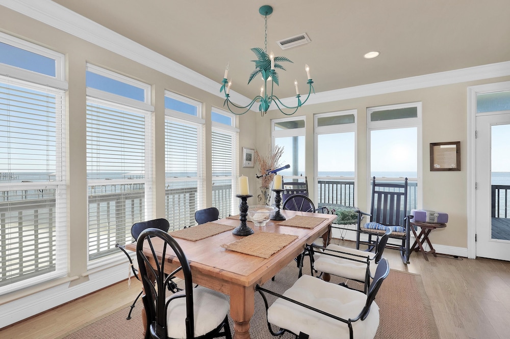 Tramarlis 2254 Sandpiper in Dauphin Island, United States