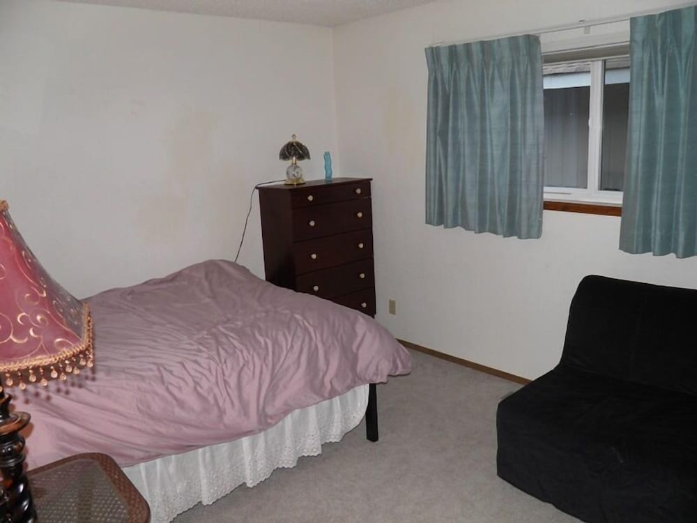835 Paloma Ave. - photo 4