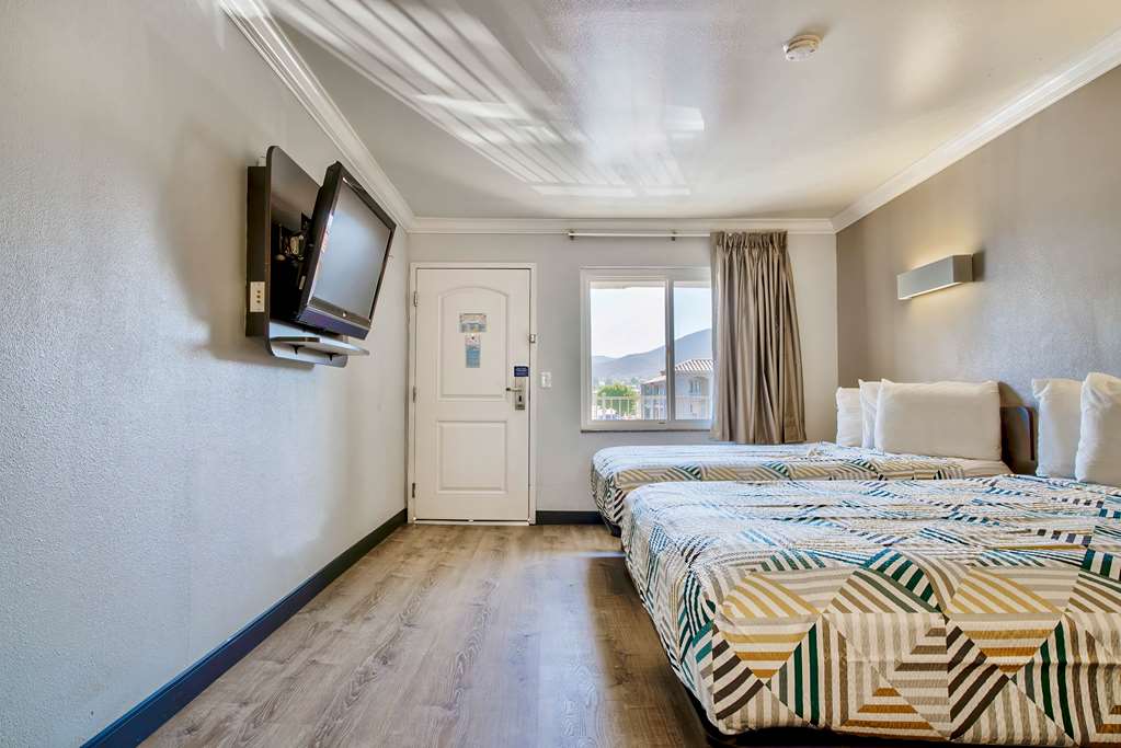 Motel 6 Menifee CA - photo 16