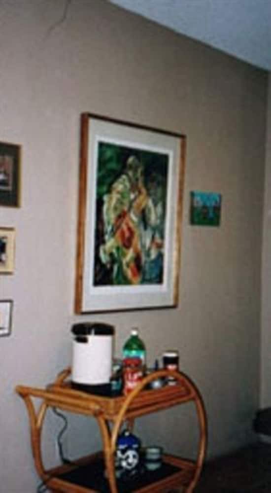 Bed and Bagels of Tucson - photo 8