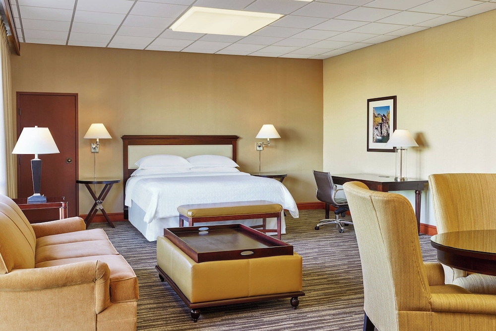 Sheraton Denver West Hotel - photo 3