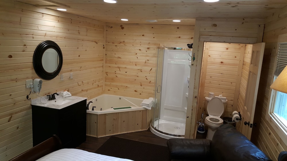 Brook Pointe Inn - photo 21
