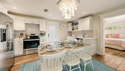 Canal Upper Gorgeous 3 bed 3 bath near SK Village - photo 24
