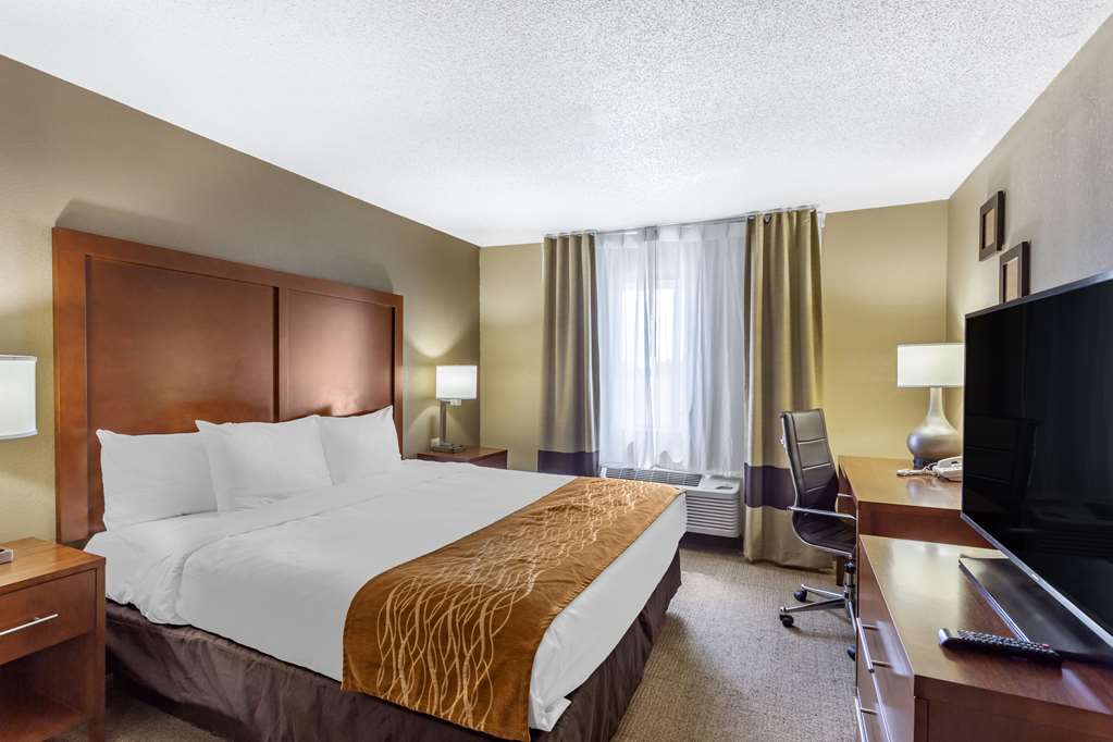 Comfort Inn Gurnee near Six Flags - photo 23