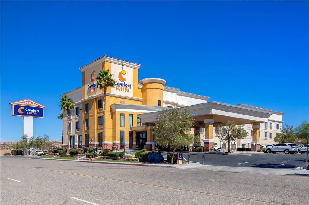 Comfort Suites Barstow near I 15 - photo 2