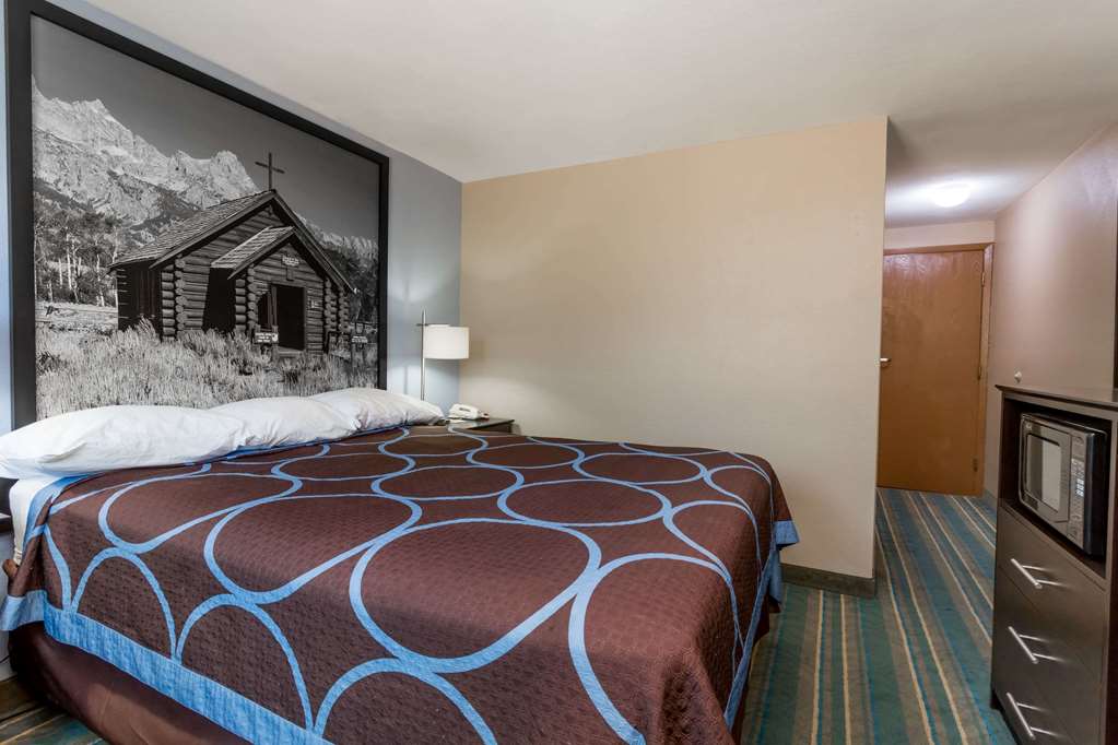 Super 8 by Wyndham Douglas - photo 5