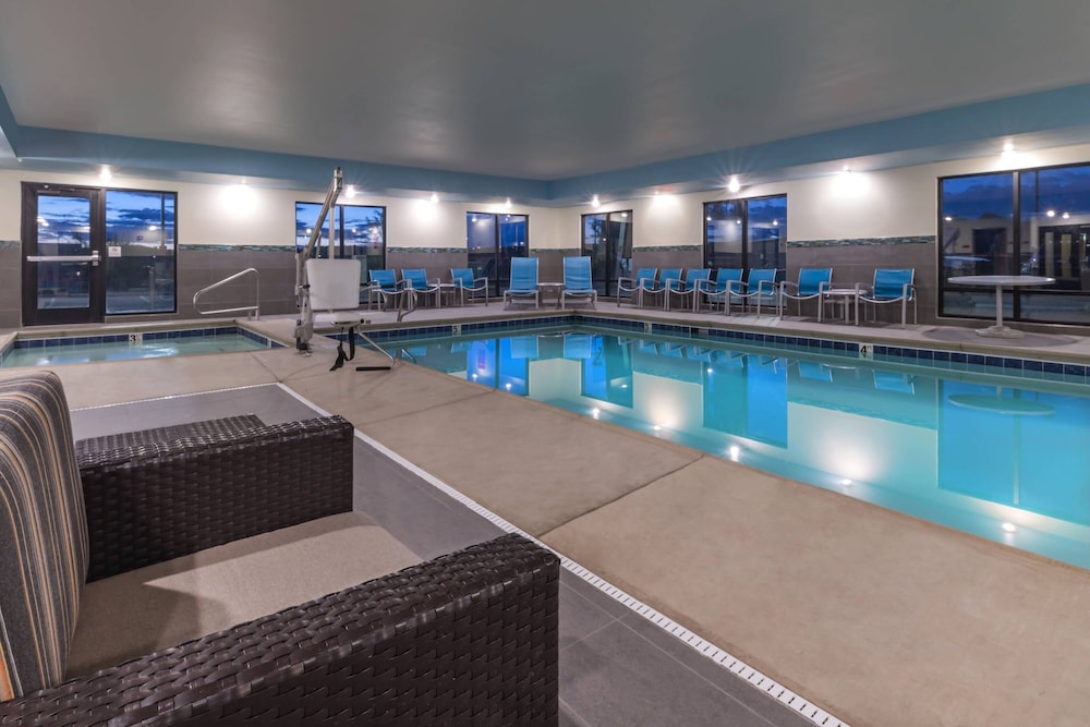 TownePlace Suites by Marriott Gallup - photo 4