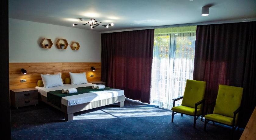 Institutul Muncii Hotel — Chisinau