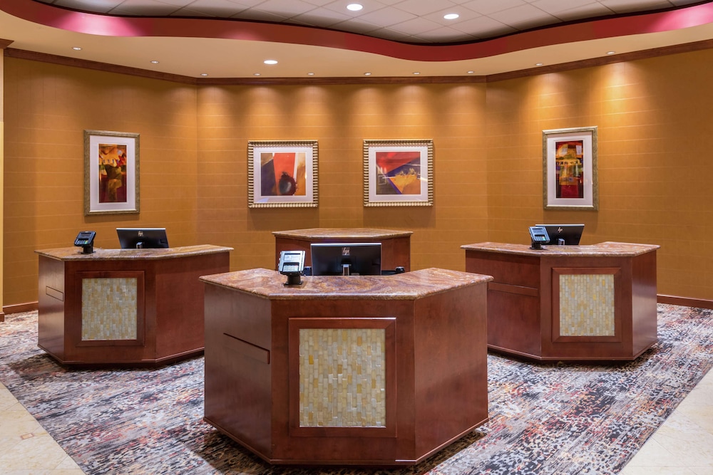 Embassy Suites by Hilton St. Louis St. Charles - photo 6