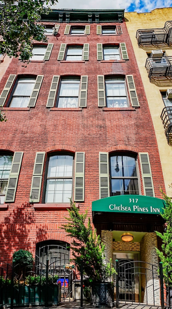 Chelsea Pines Inn - photo 98
