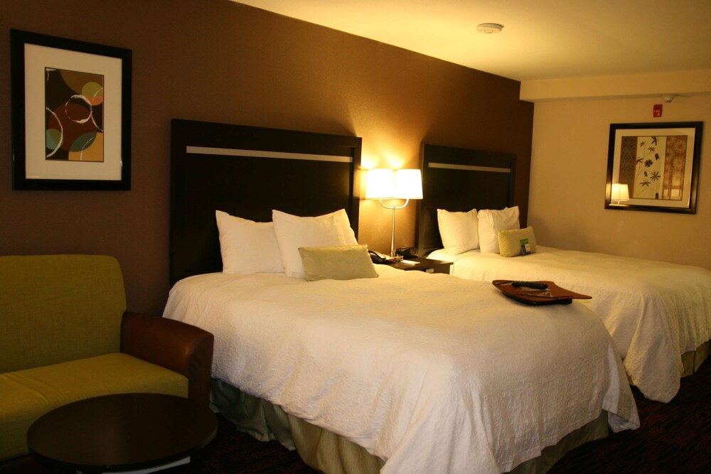 Hampton Inn Jericho Westbury - photo 29