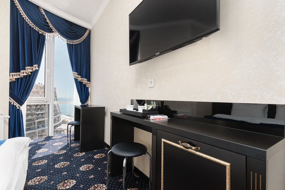 Rai Apartments — 4-Star Luxury Hotel in Odessa, Ukraine