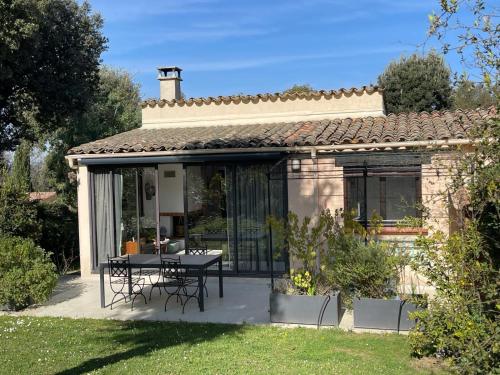 Rv Sidence De Charme V Grasse — hotel in Grasse
