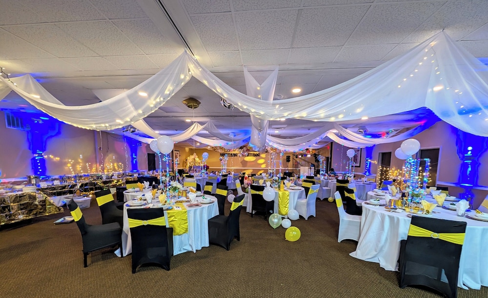 Pocono Inn & Banquet - photo 26