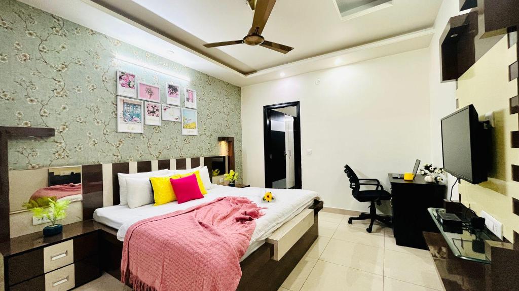 BluO 2BHK Jaipur Balcony Terrace Garden Parking Lift — 4-Star Luxury Hotel in Jaipur, India