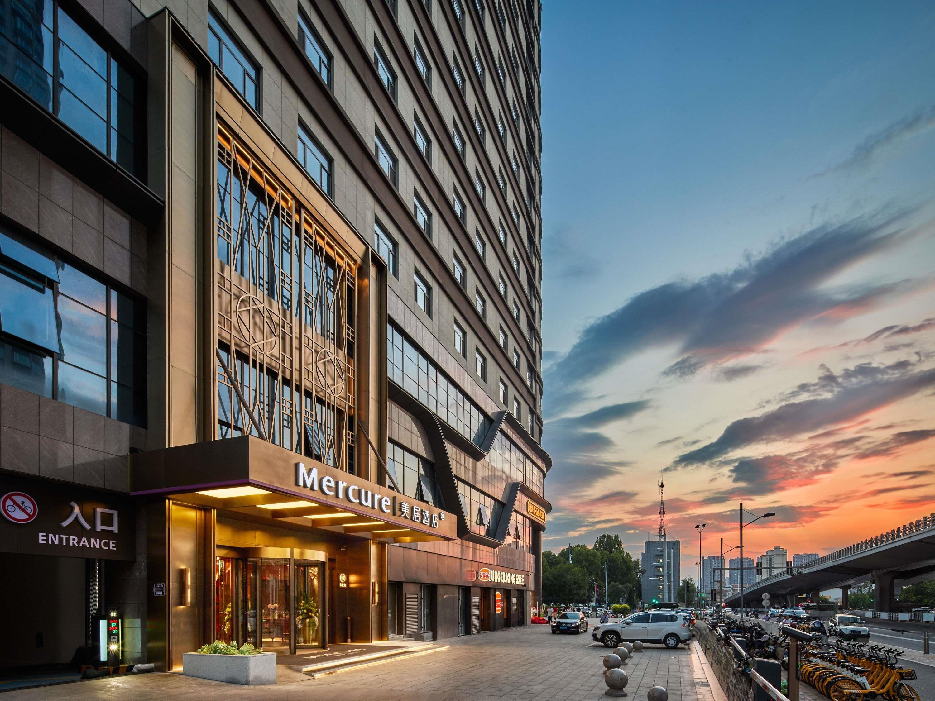 Mercure Taiyuan City Centre — 4-Star Luxury Hotel in Taiyuan, People's Republic of China