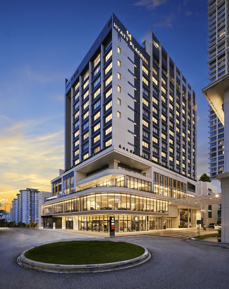 Hyatt Place Kuala Lumpur Bukit Jalil — 4-Star Luxury Hotel in Kuala Lumpur, Malaysia