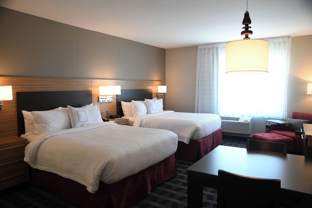 TownePlace Suites by Marriott Kansas City at Briarcliff - photo 10