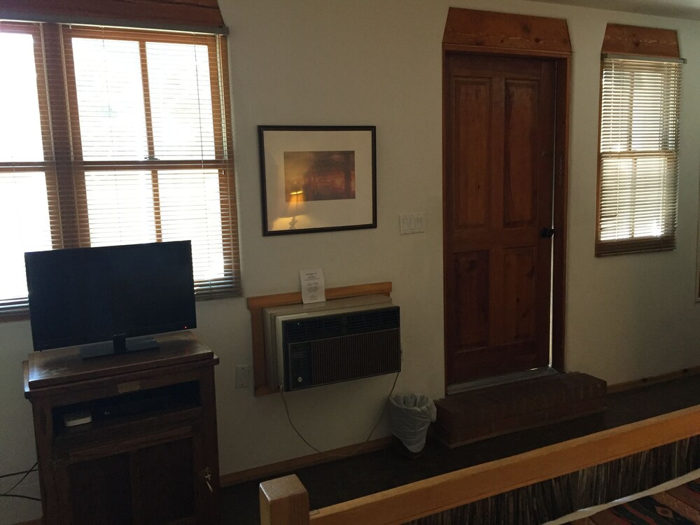 Guadalupe Inn - photo 38