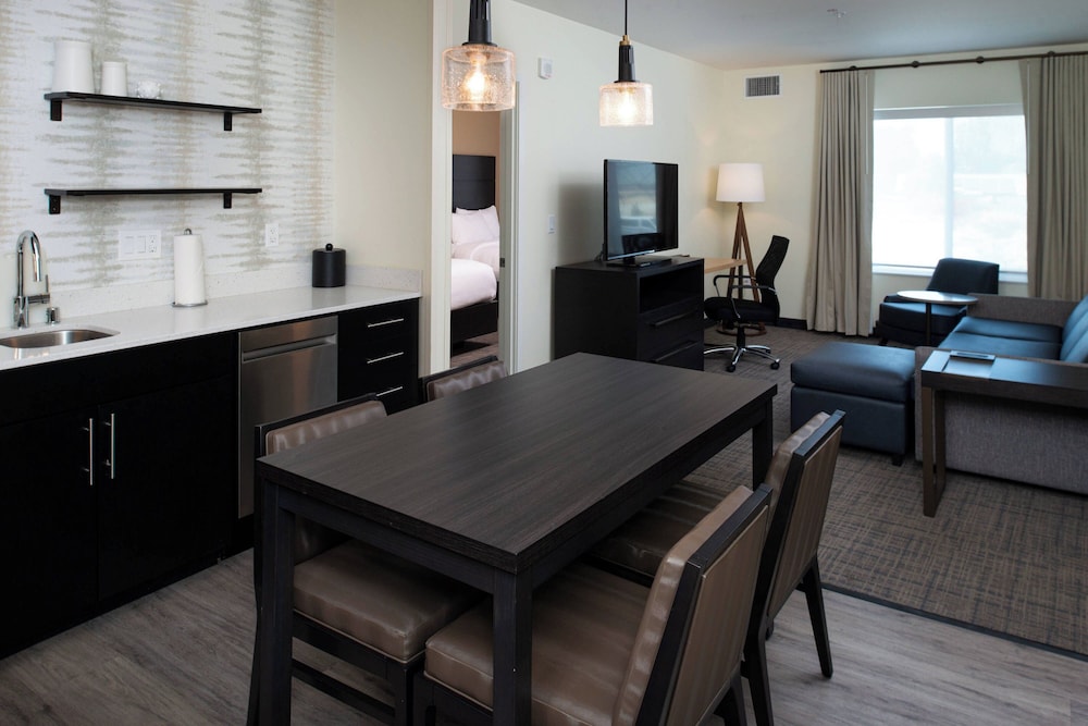 Residence Inn by Marriott Bakersfield West - photo 8