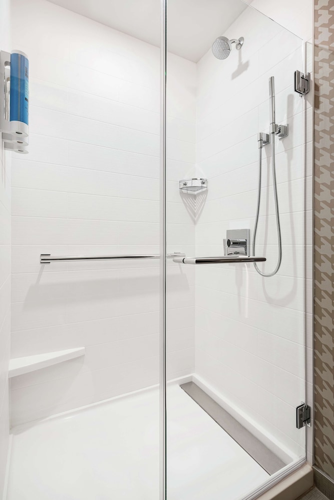 Home2 Suites by Hilton Denver Downtown Convention Center - photo 21