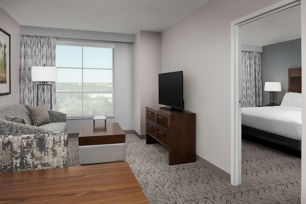 Embassy Suites Springfield - photo 20