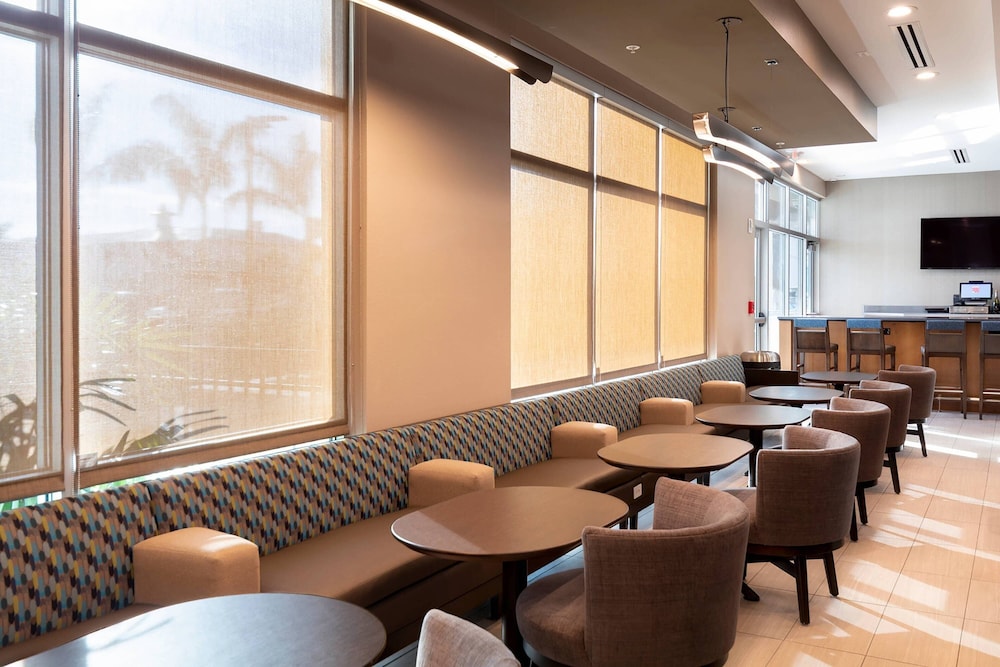 SpringHill Suites by Marriott Cape Canaveral Cocoa Beach - photo 6