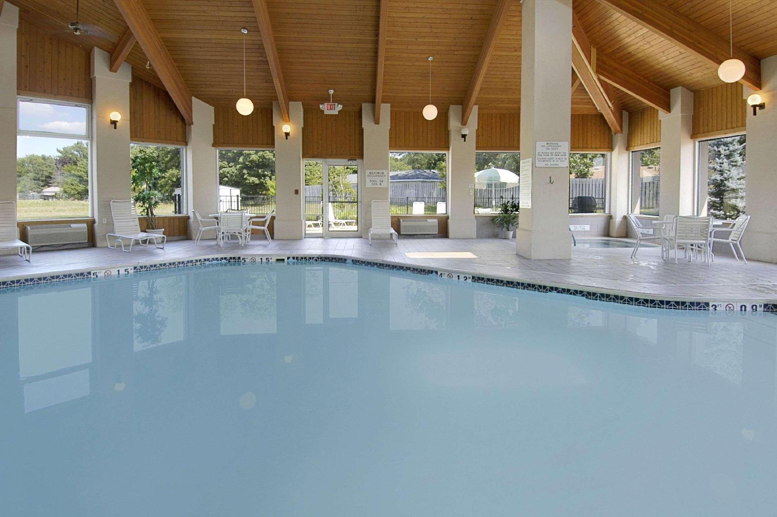 Baymont by Wyndham Dowagiac - photo 5