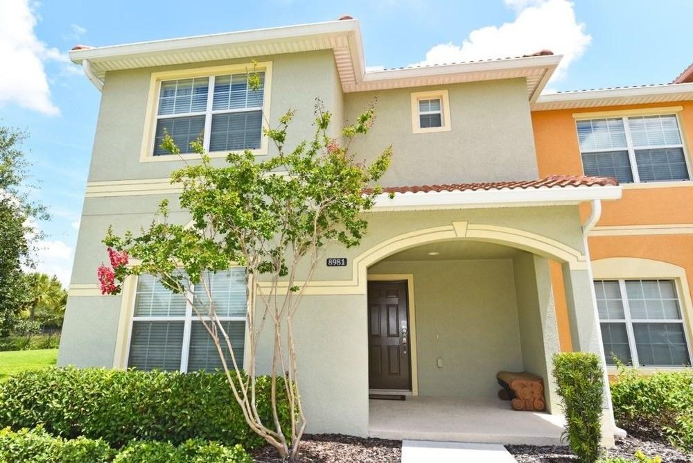 Paradise Palms Resort 8981GCPI Five Bedroom Townhome — hotel in Four Corners