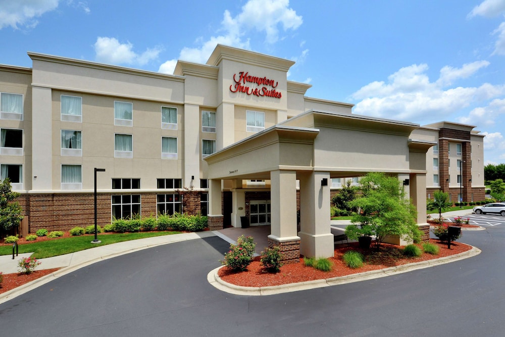 Hampton Inn & Suites Huntersville - featured photo